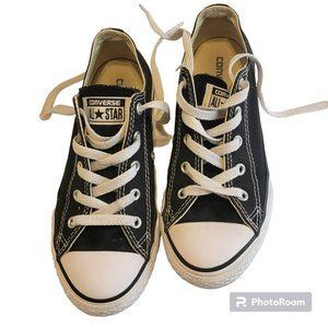 Converse All Star Youth Size 3 Black & White Chuck Taylor Sneakers EUC